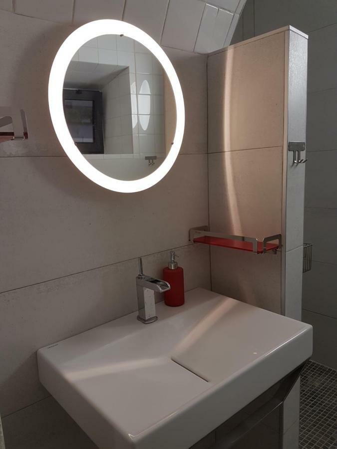 Готель Faro Town House Екстер'єр фото